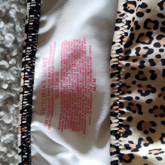 VS Knockout Patterned Ruched Bikini Bottoms - Picture 3 of 4